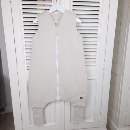 MimiNu Sovepose med ben – Beige