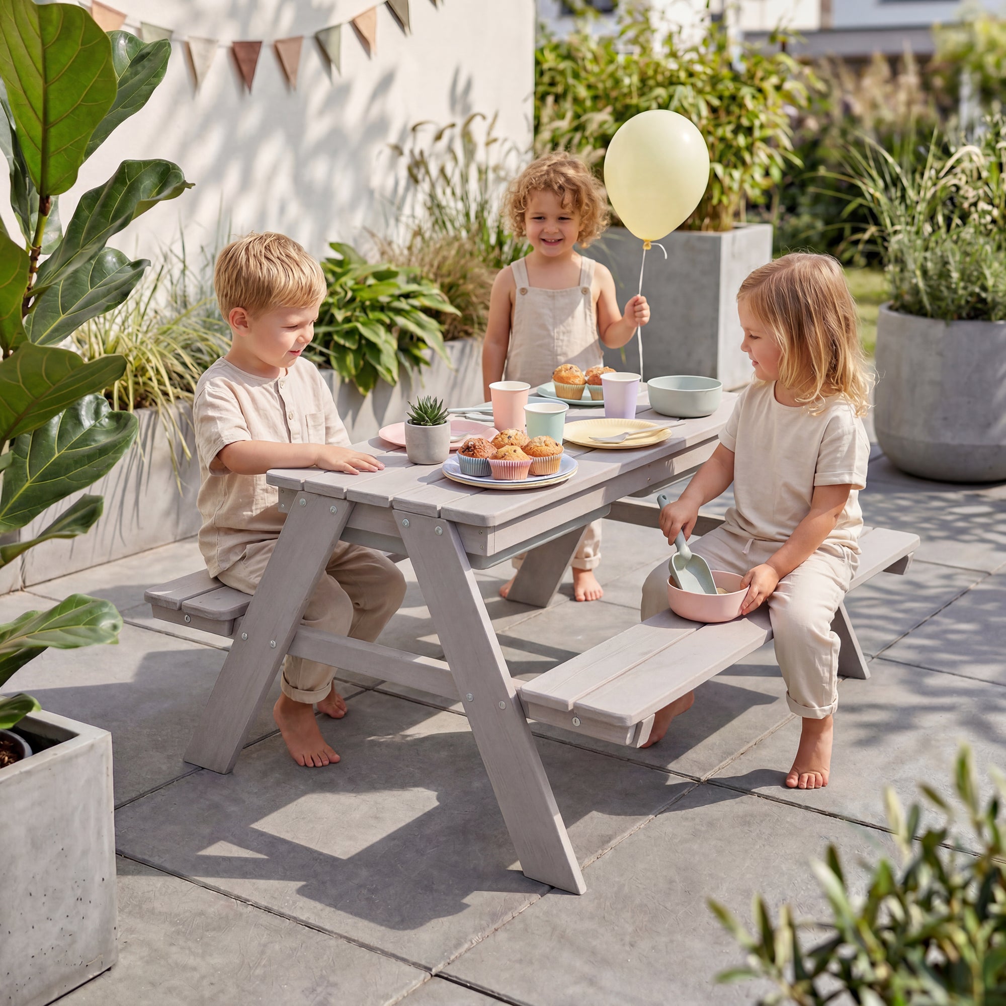 Roba Picnicbord med Legekasser