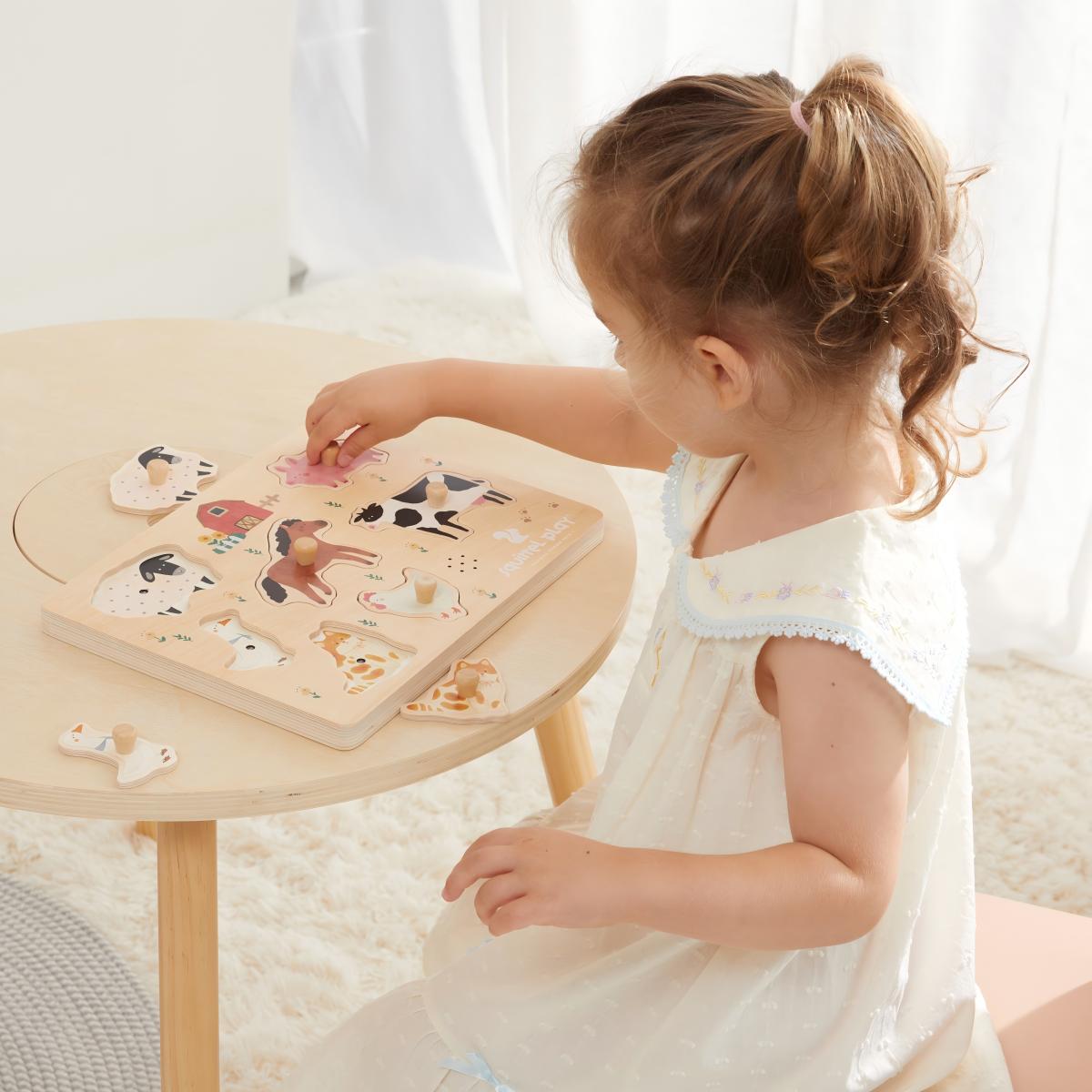 Puslespil i træ med bondegård og lyd